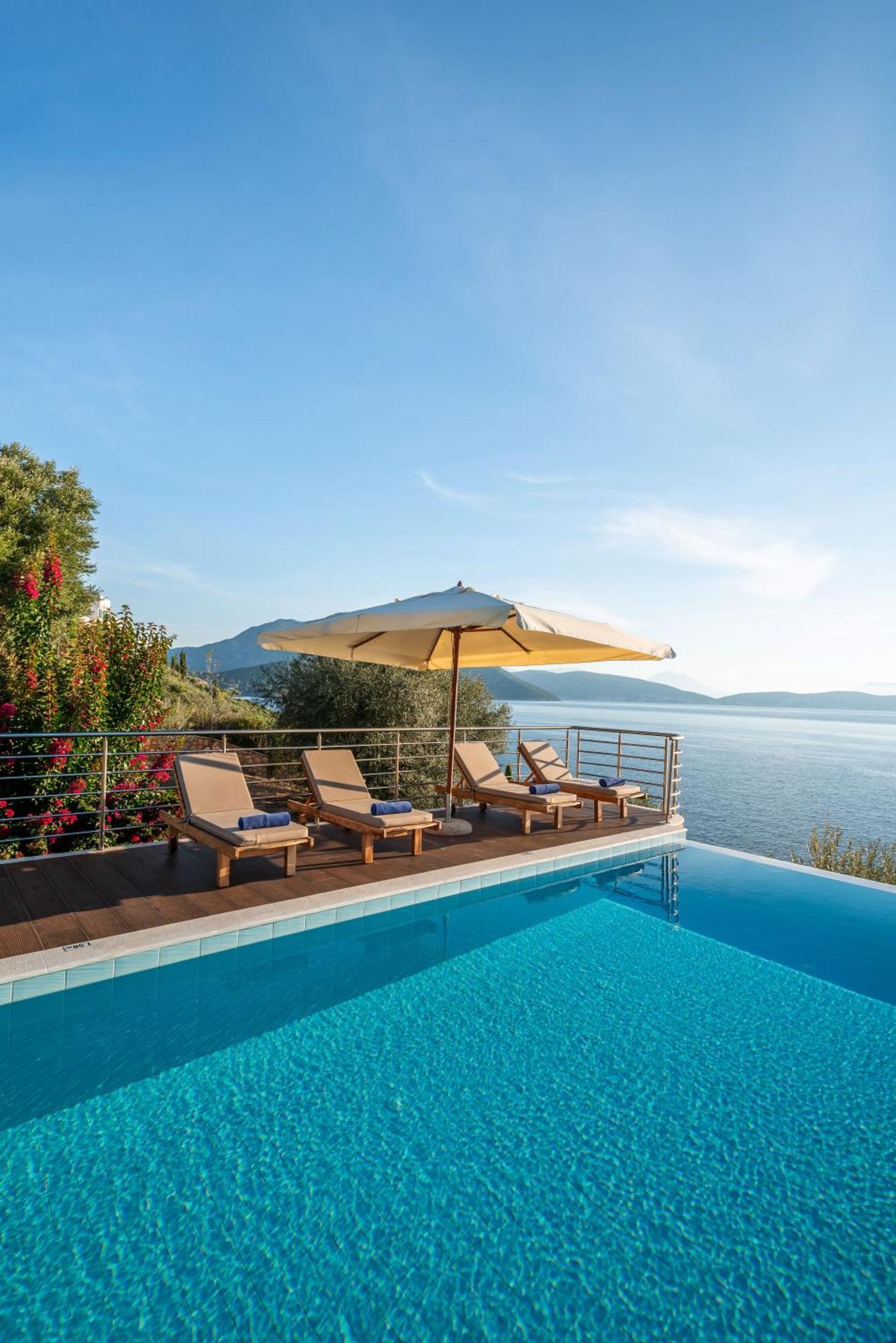 Iris Villas Lefkada - Marine Villa With Private Sea Access Sivota  Bagian luar foto